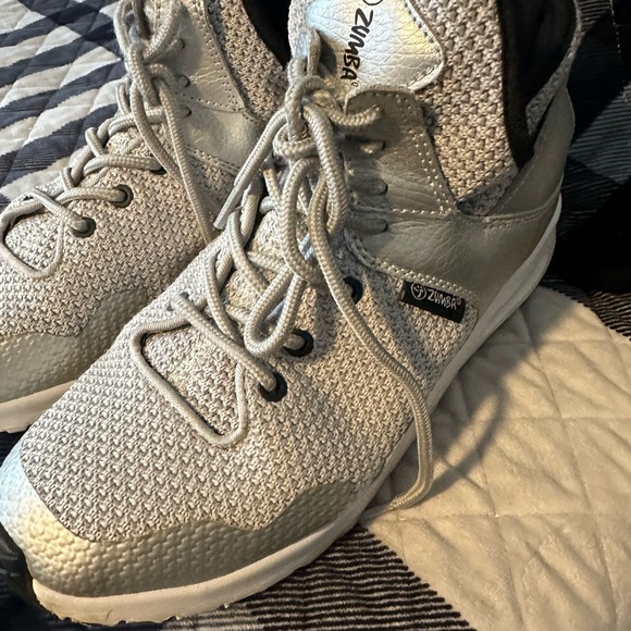 Used zumba shoes in good condition. - Picture 3 of 3